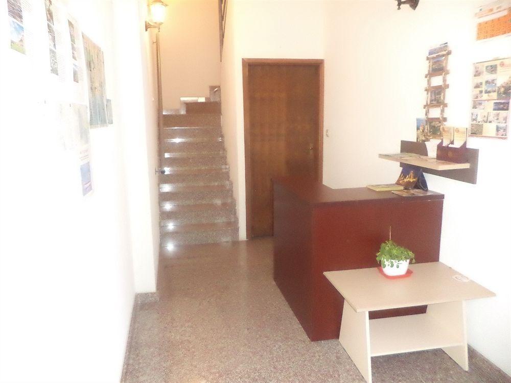 Luccia Apartments - Ohrid City Centre ภายนอก รูปภาพ