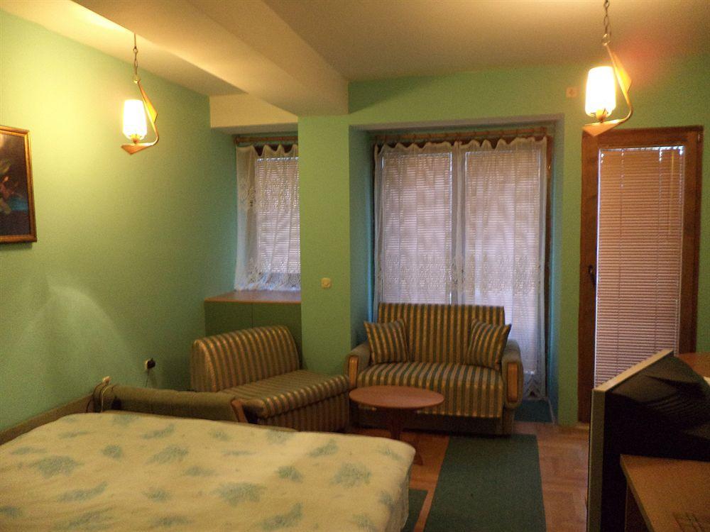 Luccia Apartments - Ohrid City Centre ภายนอก รูปภาพ
