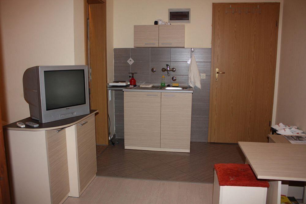 Luccia Apartments - Ohrid City Centre ภายนอก รูปภาพ