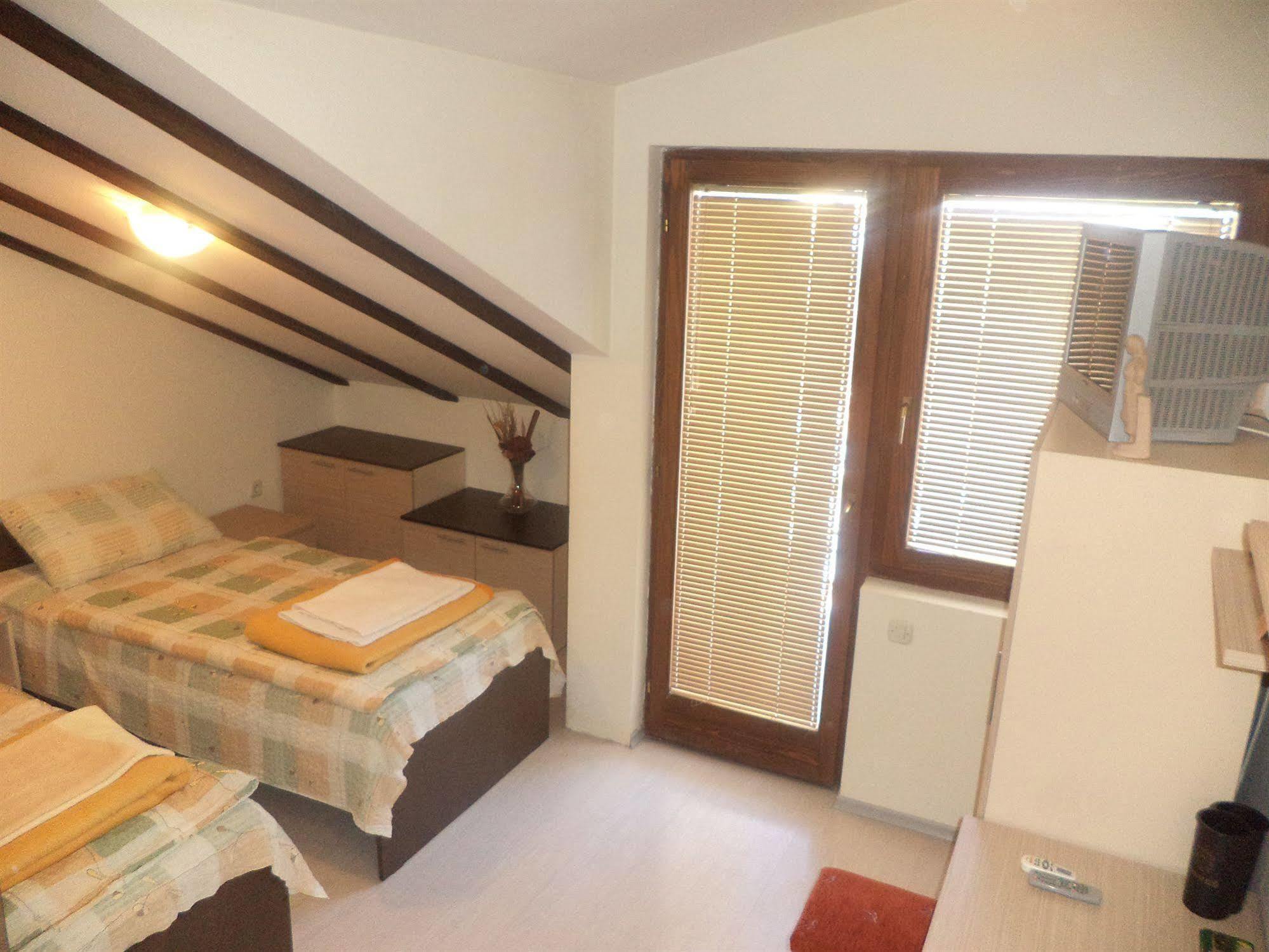 Luccia Apartments - Ohrid City Centre ภายนอก รูปภาพ