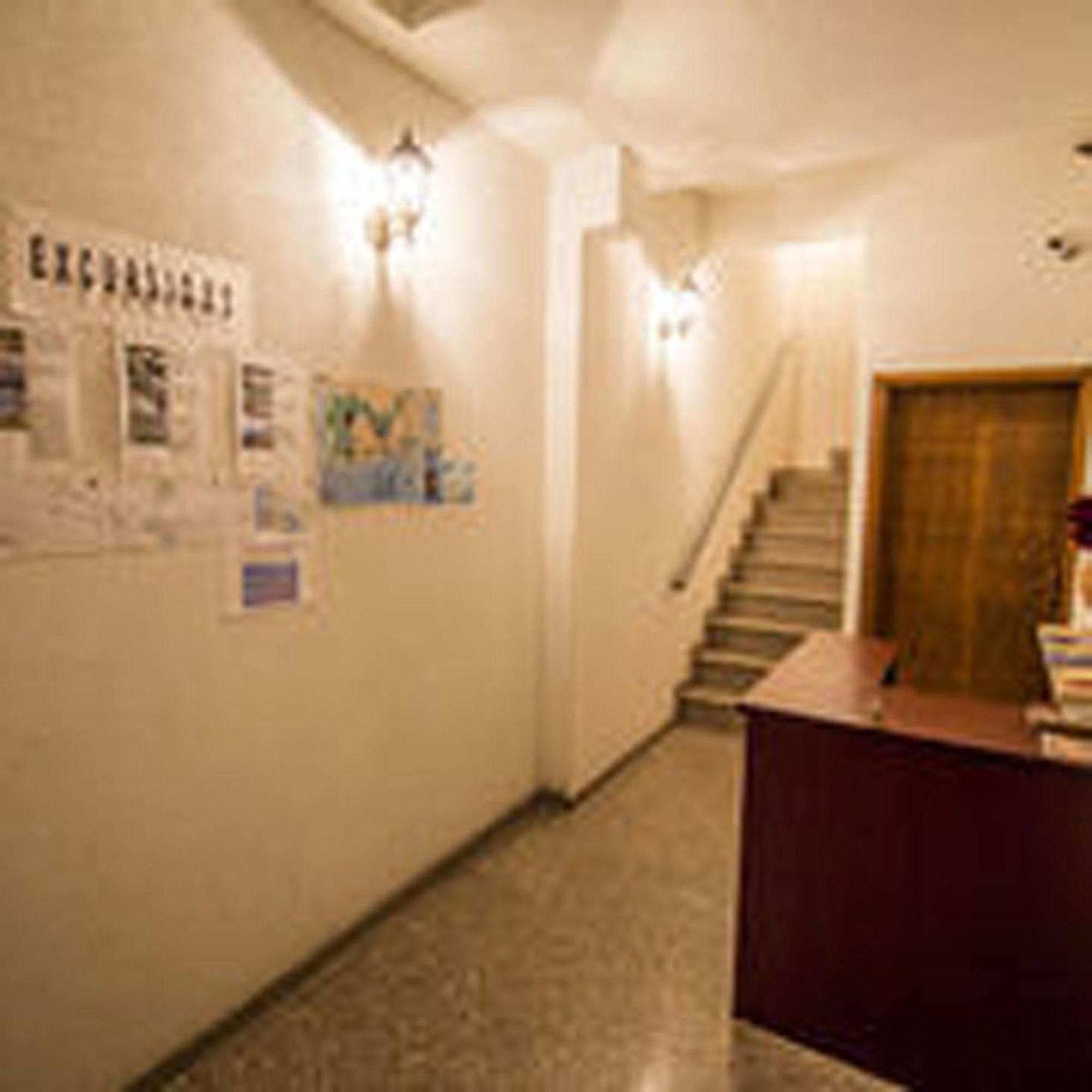 Luccia Apartments - Ohrid City Centre ภายนอก รูปภาพ