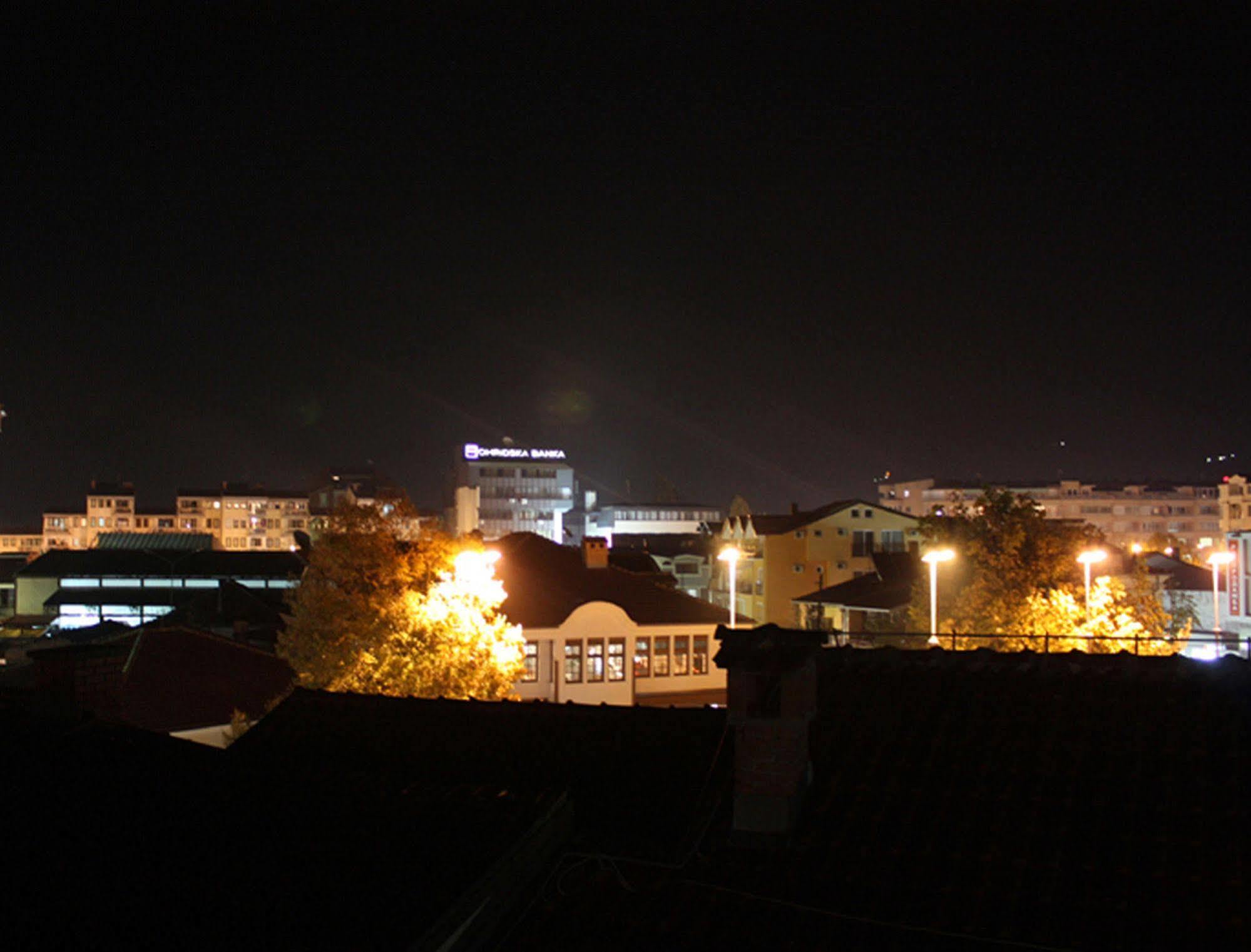 Luccia Apartments - Ohrid City Centre ภายนอก รูปภาพ