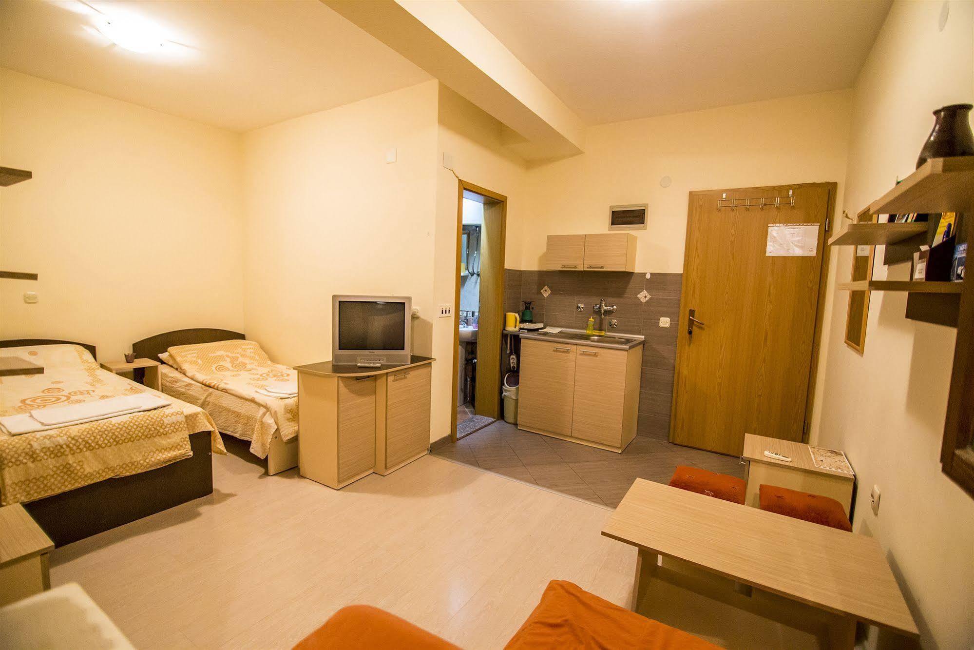 Luccia Apartments - Ohrid City Centre ภายนอก รูปภาพ