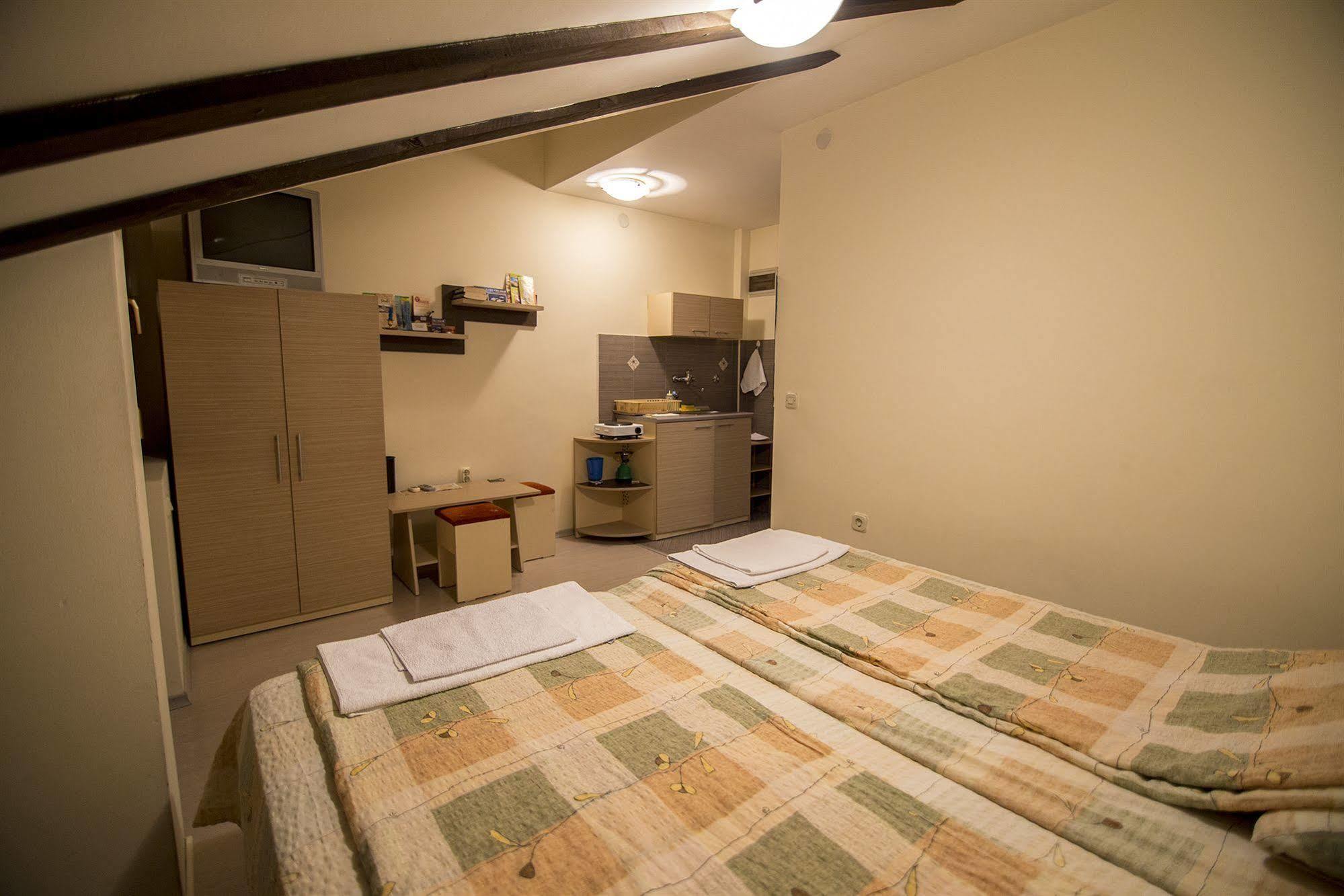 Luccia Apartments - Ohrid City Centre ภายนอก รูปภาพ